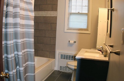 Raritan House | Spacious 2br apartment in Raritan - Fully furnished!