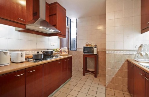 Singapore River Apartment | Spacious 2BR at Robertson Quay, 5 mins walk from MRT