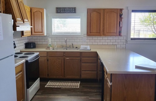 Salina House | Spacious 2BR Home, Sleeps 6, Renovated, Rural Retreat