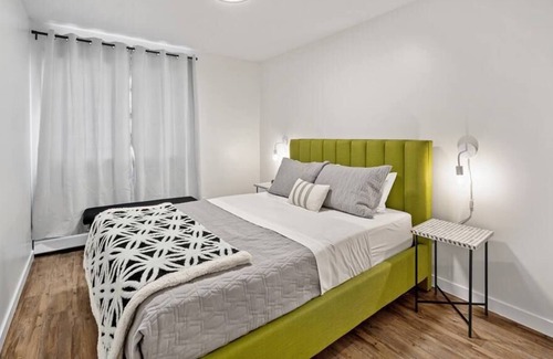 Fort McMurray Apartment | Spacious 2BR | Top Floor w/ Balcony | Free WiFi