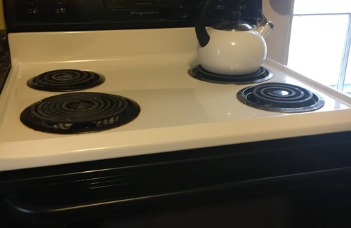 Bennington Apartment | Spacious 2nd floor apartment steps from popular corner market.