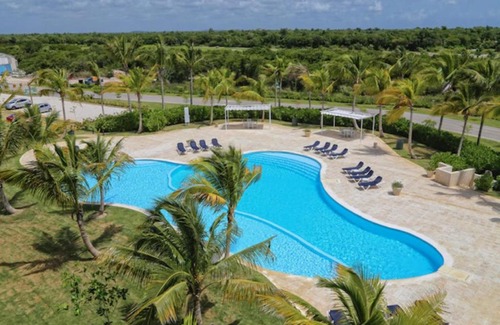 Punta Cana Apartment | Spacious 3 BDR fully-equipped condo with pool and golf view