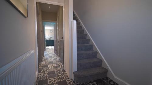 South Shore House | Spacious 3-Bed Home - Central Blackpool