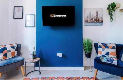 Nantwich House | Spacious 3-bed home in Nantwich by 53 Degrees Property - Amazing location, Ideal for Groups - Sleeps 6