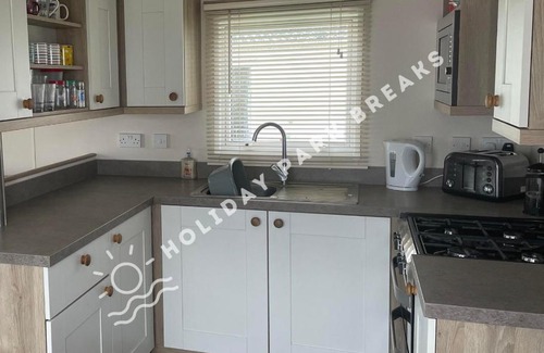 Selsey House | Spacious 3 bed @ Seal Bay Resort (Bunn Leisure)