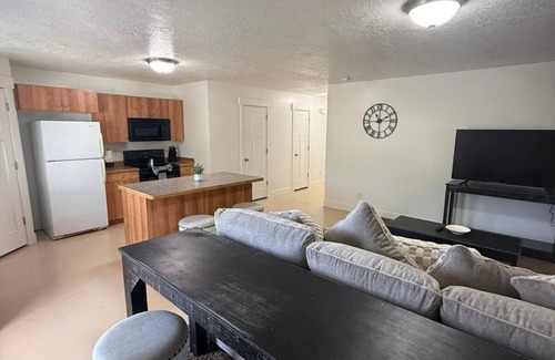Roosevelt House | Spacious 3-Bed Townhome in Roosevelt, UT – Ideal for Outdoor Adventurers