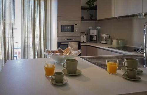 Qawra Apartment | Spacious 3 Bedroom Apartment Central located with sea views