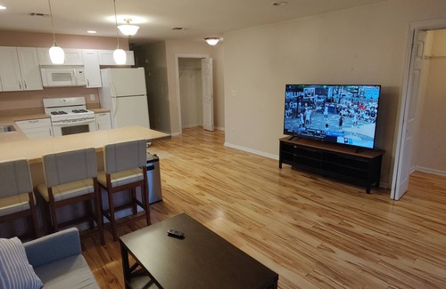 Constable Hook Apartment | Spacious 3 bedroom-2bathroom apt: 30 min from NYC