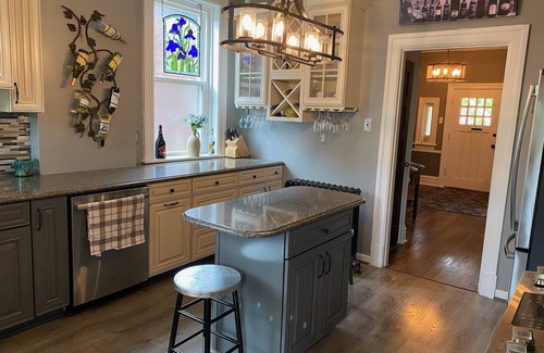 Shaw House | Spacious 3 bedroom and 2.5 bathroom home located in historic Shaw Neighborhood.