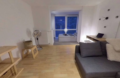 Bezigrad District Apartment | Spacious 3-bedroom apartment + FREE parking