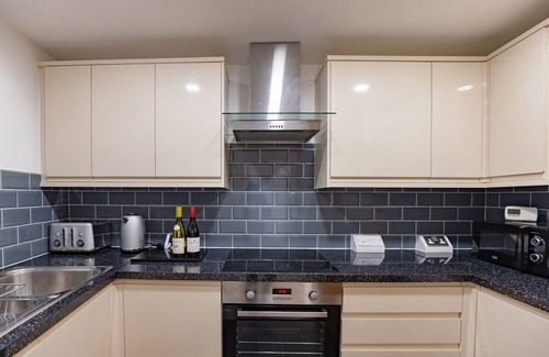 Bristol Apartment | Spacious 3 bedroom apartment in City Centre