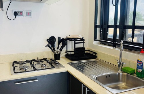 Agblesia Apartment | Spacious 3-bedroom apartment with WiFi, AC in peaceful Sakumono