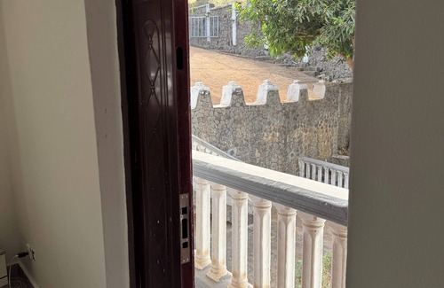 Freetown Apartment | Spacious 3-bedroom apartment with WiFi, AC in beautiful Freetown
