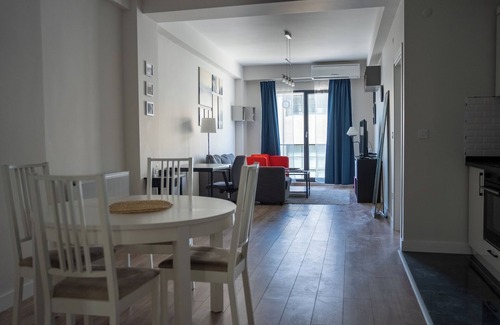 Kadikoy Apartment | Spacious 3-bedroom apartment with WiFi, AC in charming Istanbul