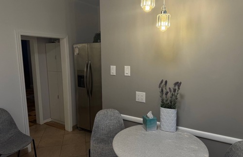 Constable Hook Apartment | Spacious 3-bedroom apartment with WiFi, AC, in charming ideally located Bayonne.