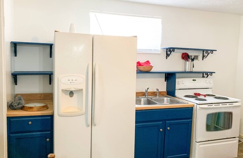Betsy Layne Apartment | Spacious 3 Bedroom Apartment at Harold KY!