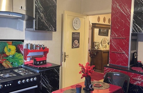 Al Jubeiha House | Spacious 3 bedroom apartment with 2 living room