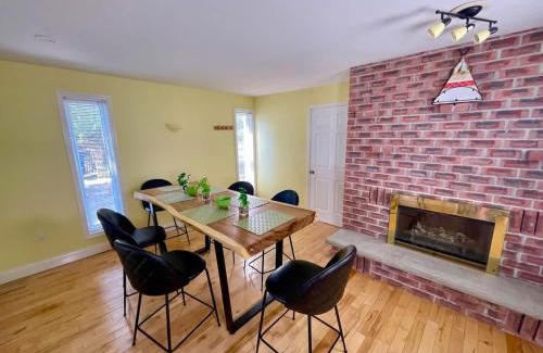 Bobcaygeon House | Spacious 3-Bedroom Main House in Bobcaygeon #12