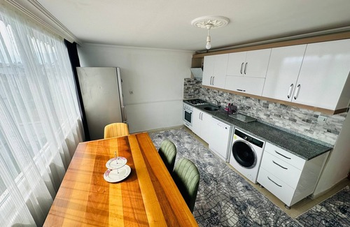 Kepez Condo | Spacious 3-bedroom condo in fabulous Antalya with AC, WiFi