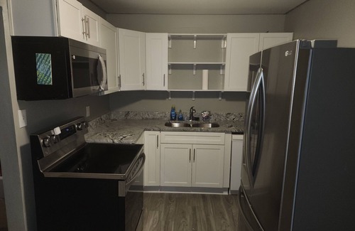 Church Street House | Spacious 3-Bedroom House in Atlanta