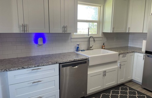 Heyburn House | Spacious 3-bedroom house in peaceful Heyburn with AC, WiFi