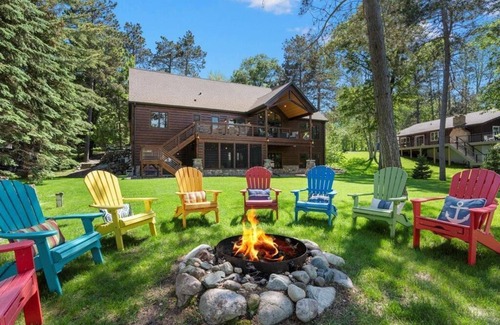 Nisswa House | Spacious 3-bedroom house on charming Nisswa Lake