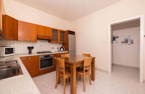 Tal-Ibrag House | Spacious 3-Bedroom Maisonette with Modern Comforts in Swieqi
