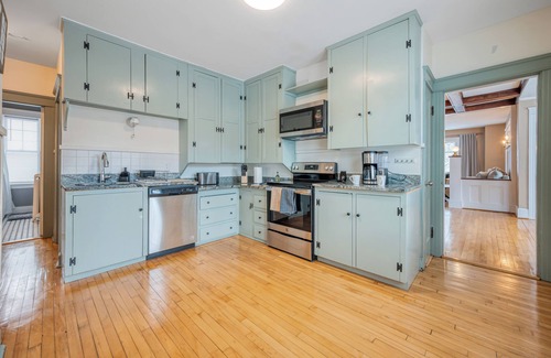 Worcester Apartment | Spacious 3-Bedroom Rustic Apartment Near UMass Memorial & Downtown