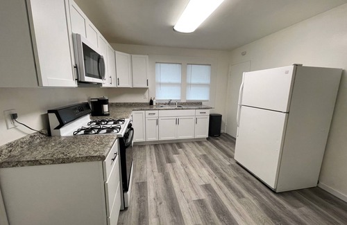 Wayne Apartment | Spacious 3-bedroom apartment with AC, WiFi in charming Indianapolis