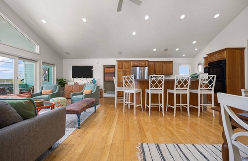 Suttons Bay Condo | Spacious 3 bedroom upper-level condo in the heart of Suttons Bay.