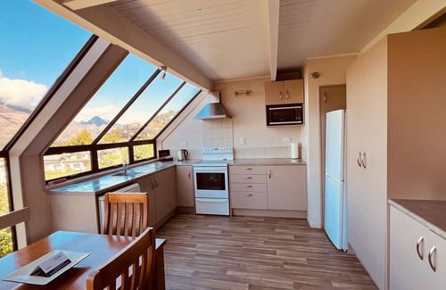 Queenstown Apartment | Spacious 3 BR 2 bath retreat for up to 8 guests. Mountain and lake views galore!