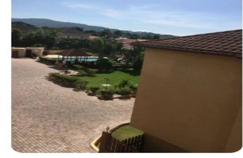 Saint Andrew House | Spacious 3 br and 3.5 bth Apt w/jacuzzi & pool Kingston Jamaica