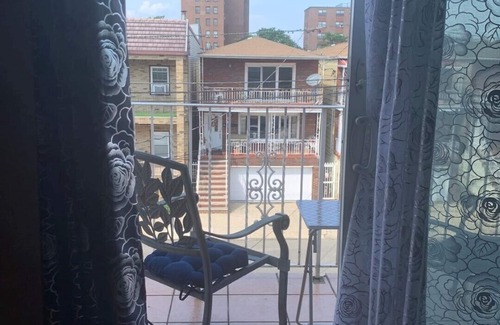 North Bergen Condo | Spacious 3 BR Apartment - NYC Skyline Views Nearby
