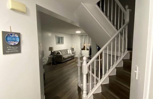 London House | Spacious 3 BR House Near White Oaks Mall/Victoria Hospital W Free Parking