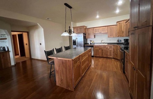 Walker Apartment | Spacious 3 BR Leech Lake beachfront condo