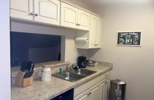 Tallahassee House | Spacious 3 BR Townhome in the Center of Everything