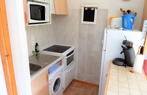 Station de Drouzin le Mont Apartment | Spacious 3-room apartment with balcony, parking and mountain corner