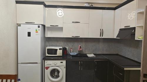Khujand Apartment | Spacious 3-Room Apt