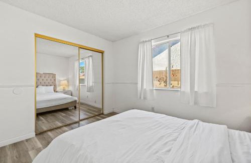 Lancaster House | Spacious 3B 2BA Home with High Ceilings and Large Patio