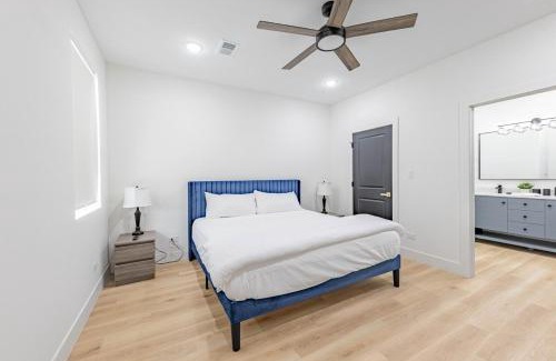 Washington Park Apartment | Spacious 3BDR Luxury Penthouse