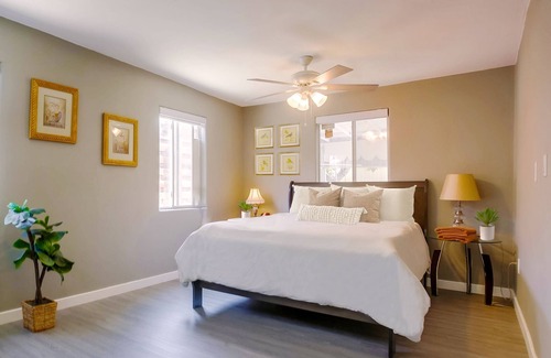 Clairemont House | Spacious 3BR 2Bth Home w/ Backyard, Garage & Garden - Only 10 Mins from Downtown