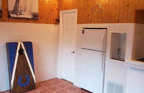 Valley Station House | Spacious 3BR 3.5 Ba House with Pool