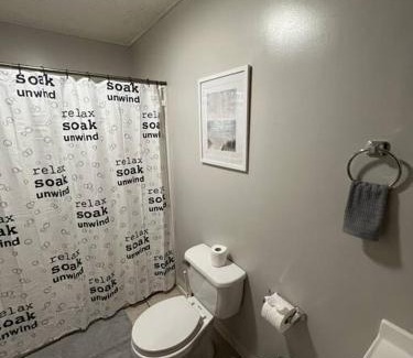 Morgantown Apartment | Spacious 3BR-3BA, Downtown Morgantown, Near WVU