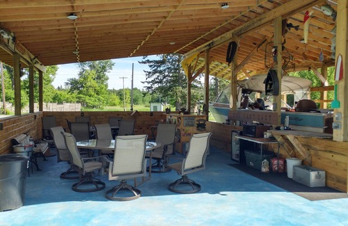 Federal Dam Cabin | Spacious 3br cabin 4 blks from Leech Lake. All appliances and spectacular patio!