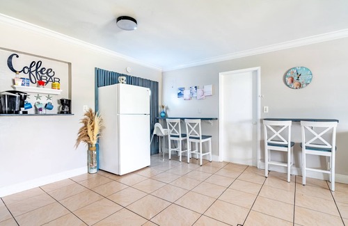 North Lauderdale House | Spacious 3BR Family-Friendly Home Near Attractions
