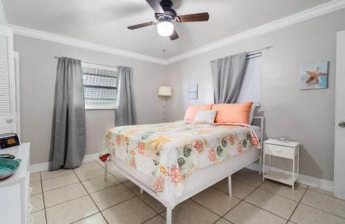 North Lauderdale Apartment | Spacious 3BR Family-Friendly Home Near Attractions
