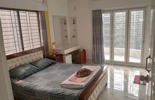 Dhaka Apartment | Spacious 3BR Family Stay with AC
