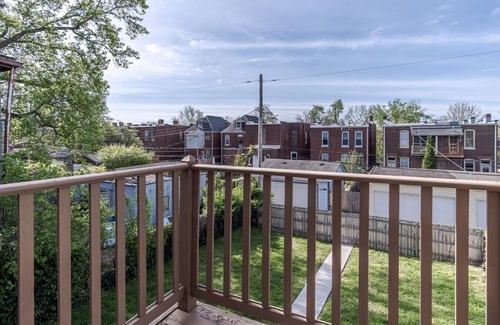 Downtown St. Louis House | Spacious 3BR Home | Games + Yard | Near Downtown
