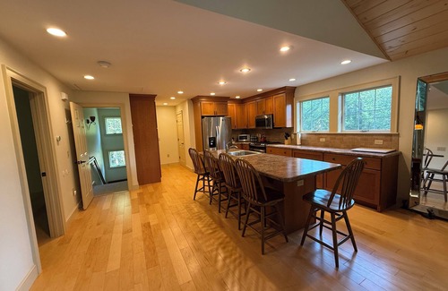Mount Sunapee House | Spacious 3BR Home Near Lake & Mountain - Sleeps 9 - Sunapee Retreat