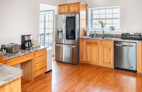 Long Pond Apartment | Spacious 3BR House, Hot Tub, Firepit, Ski Access!